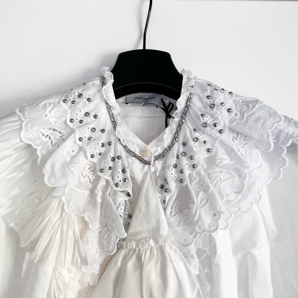 Coach 1941 NWT 2018 Runway White Prairie Ruffle Blouse Eyelet Trim Women's 4 - Picture 6 of 13